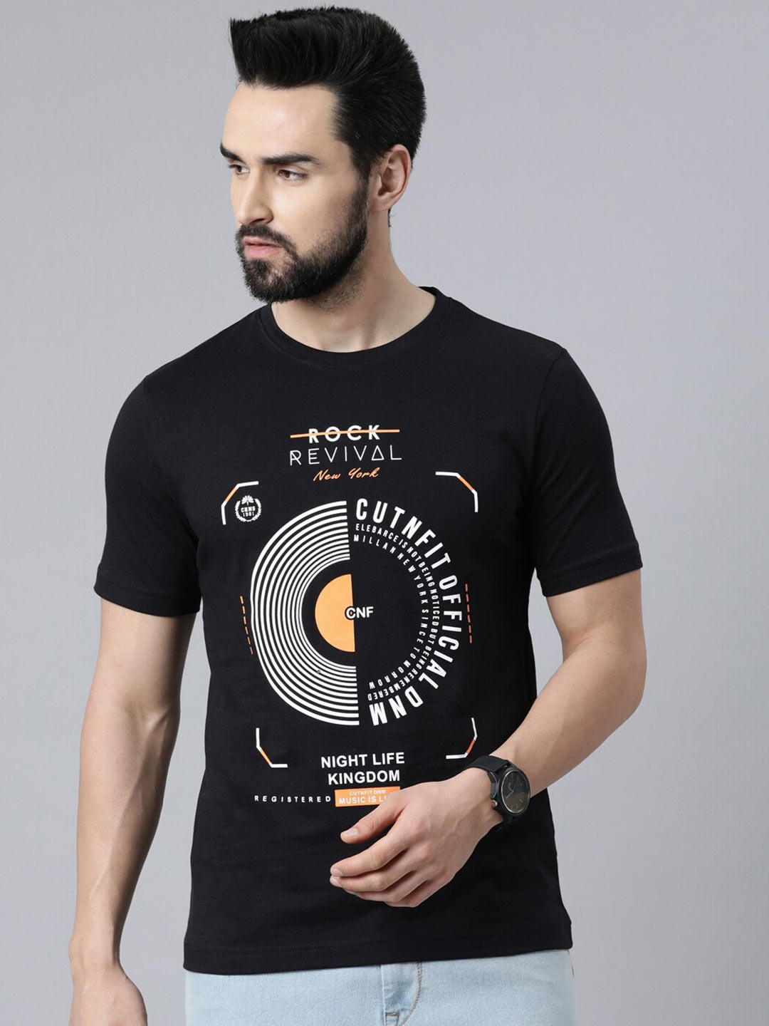 

Chennis Men Black Typography Printed Slim Fit Cotton T-shirt