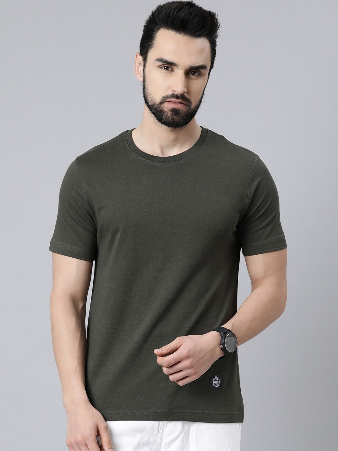 

Chennis Men Olive Green Slim Fit Cotton T-shirt