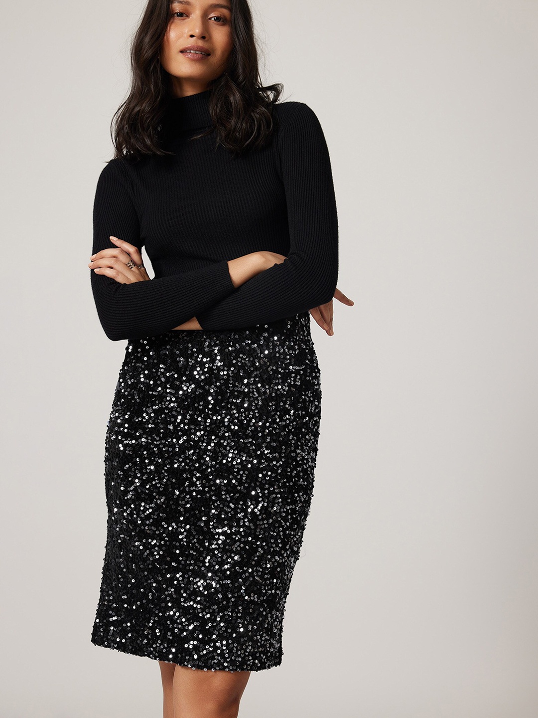 

The Label Life Women Black Printed Midi Pencil Skirts