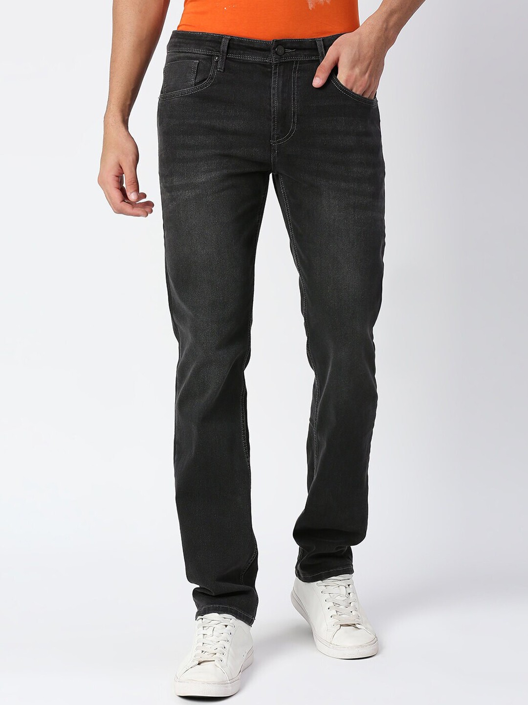 

Pepe Jeans Men Black Slim Fit Light Fade Stretchable Jeans