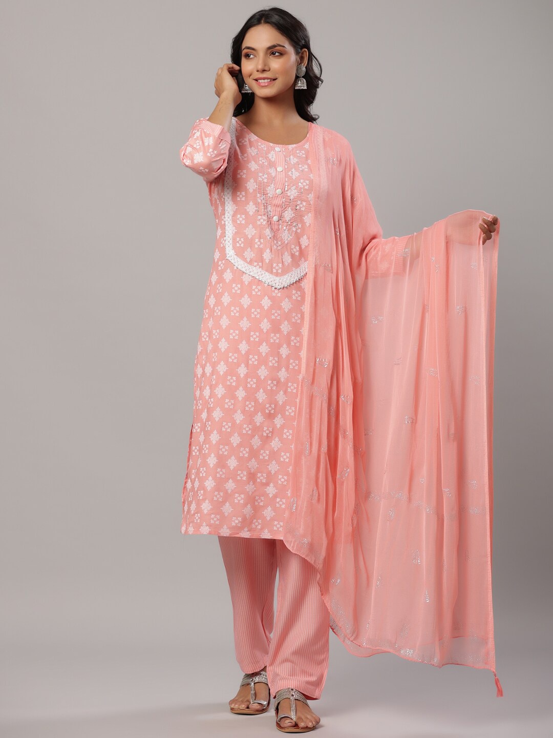 

Yufta Women Pink Ethnic Motifs Printed Gotta Patti Kurta with Trousers & Dupatta