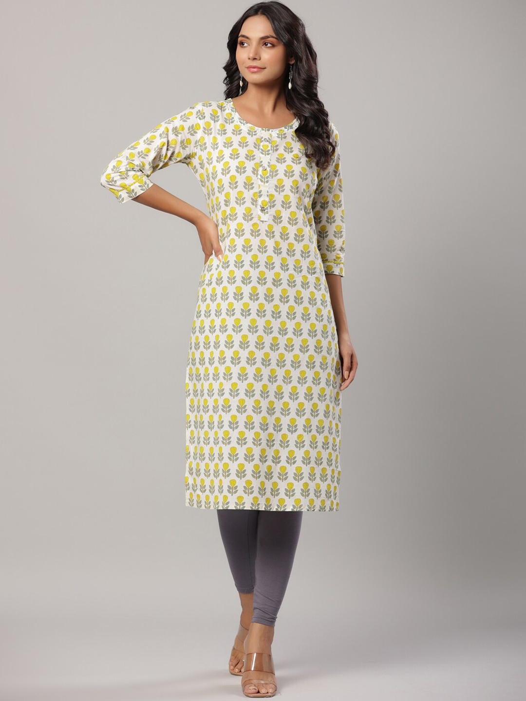 

Yufta Women Off White Floral Printed Pure Cotton Kurta