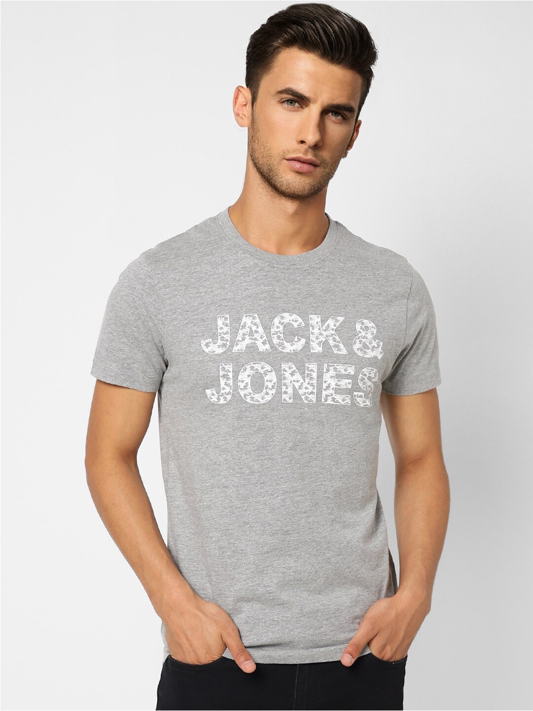 

Jack & Jones Men Grey Typography Printed Applique T-shirt