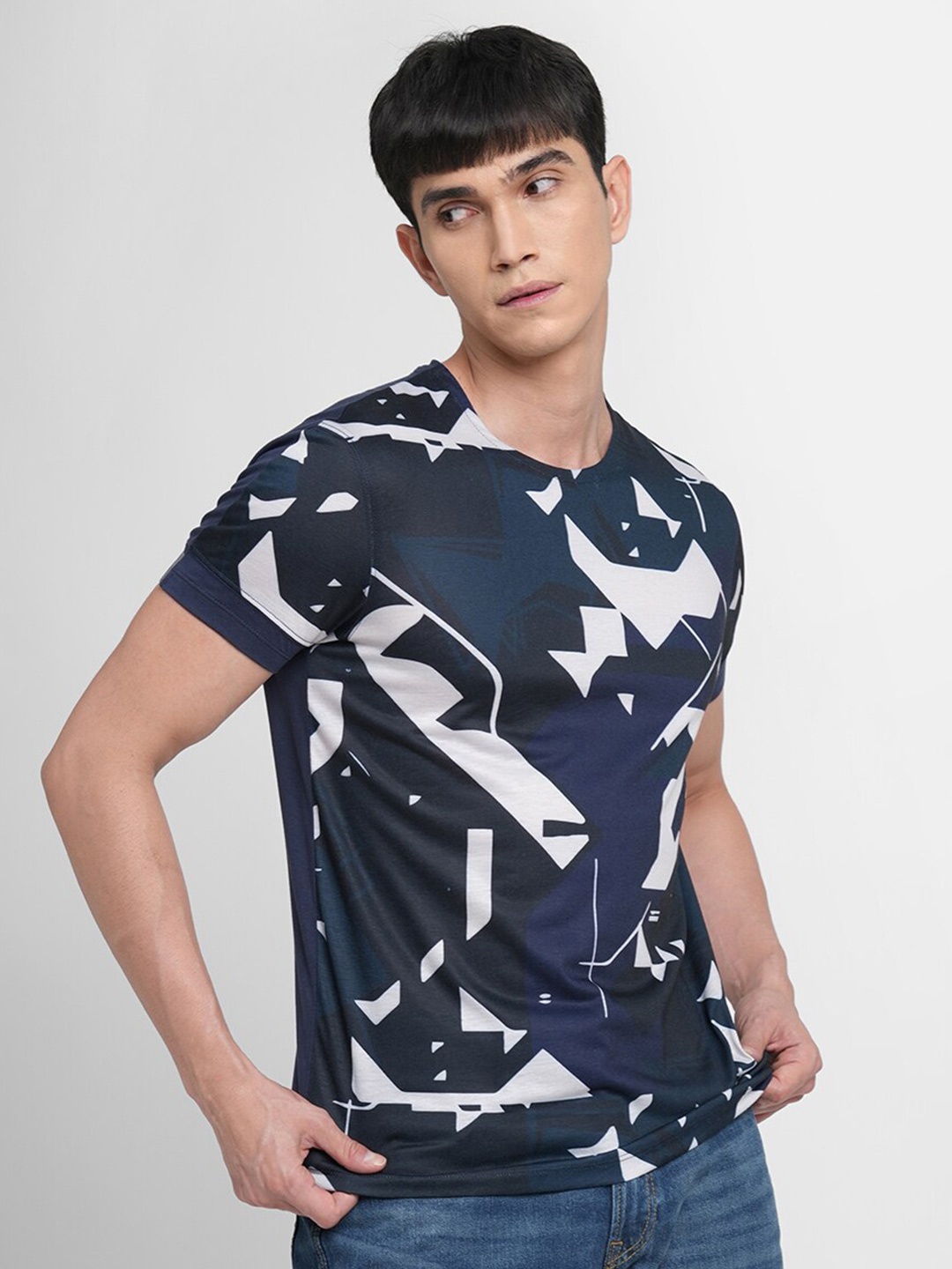 

Jack & Jones Men Blue Printed T-shirt