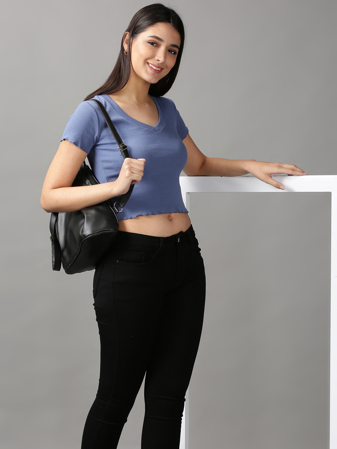 

SHOWOFF Women Blue Solid Crop Top