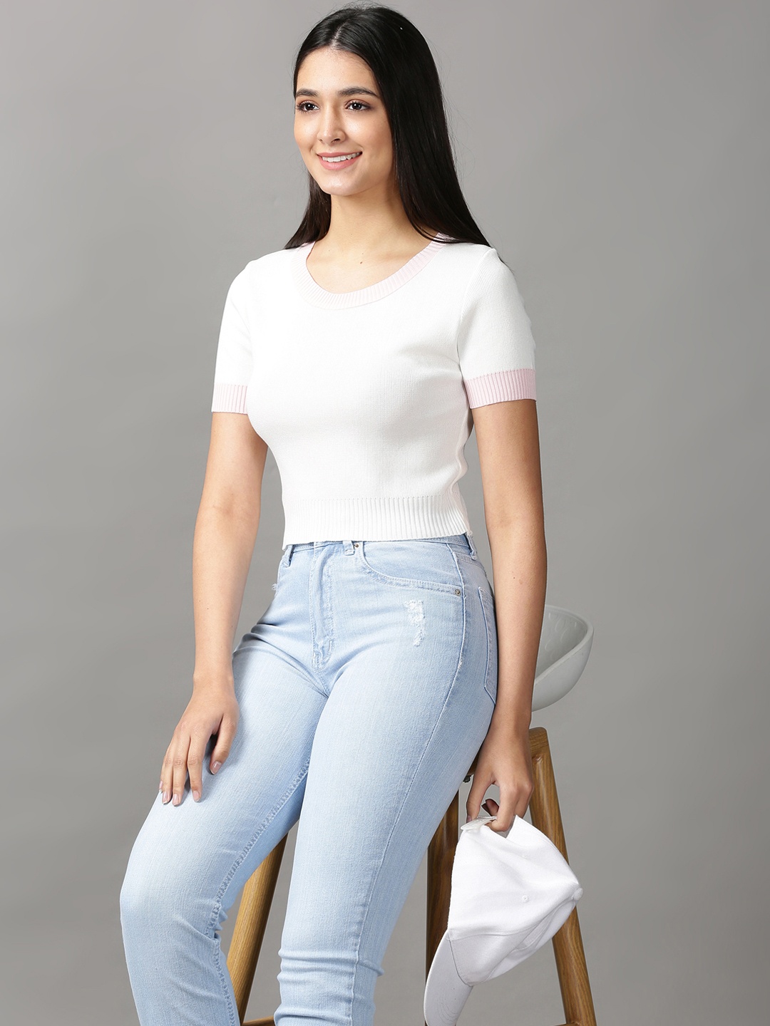 

SHOWOFF Women White Solid Acrylic Fitted Crop Top