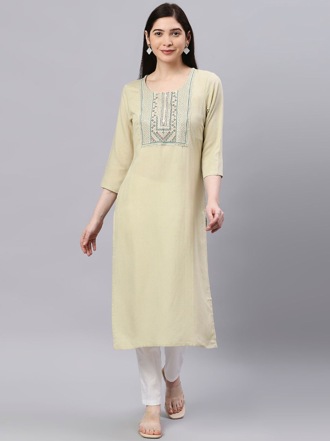 

Aanyor Women Beige Pure Cotton Embroidered Floral Kurta