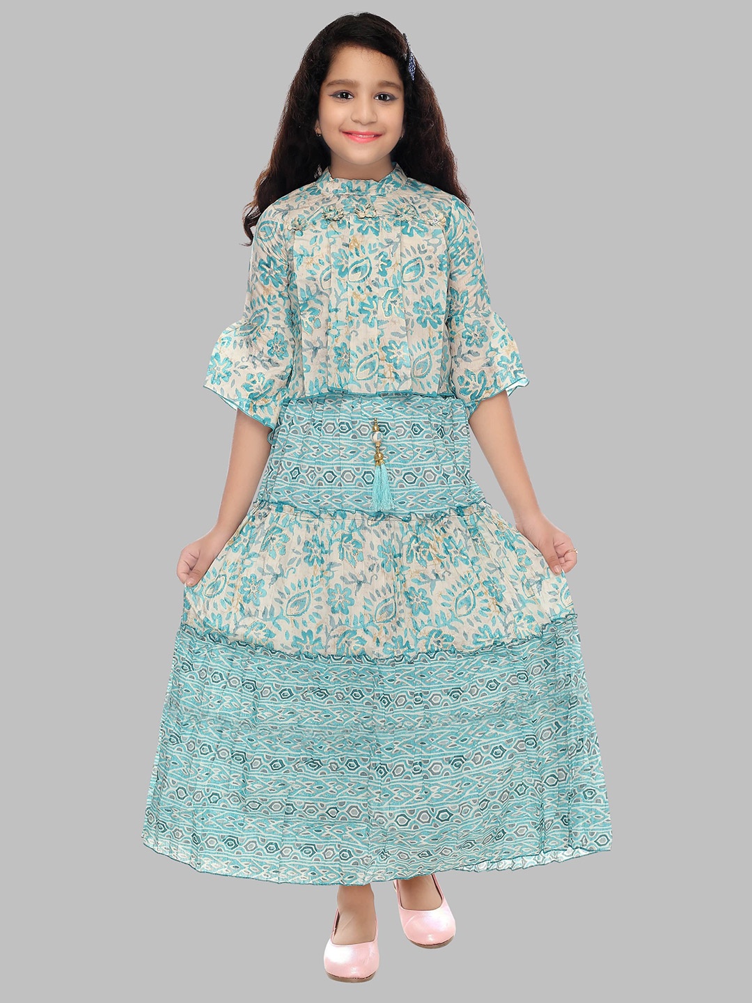 

Toonyport Girls Blue & Off White Printed Top with Skirt