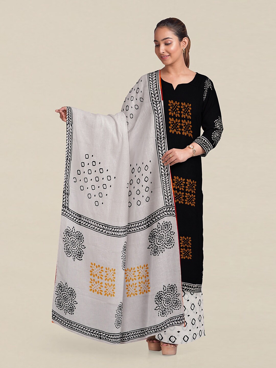 

Pothys Black & White Printed Unstitched Dress Material