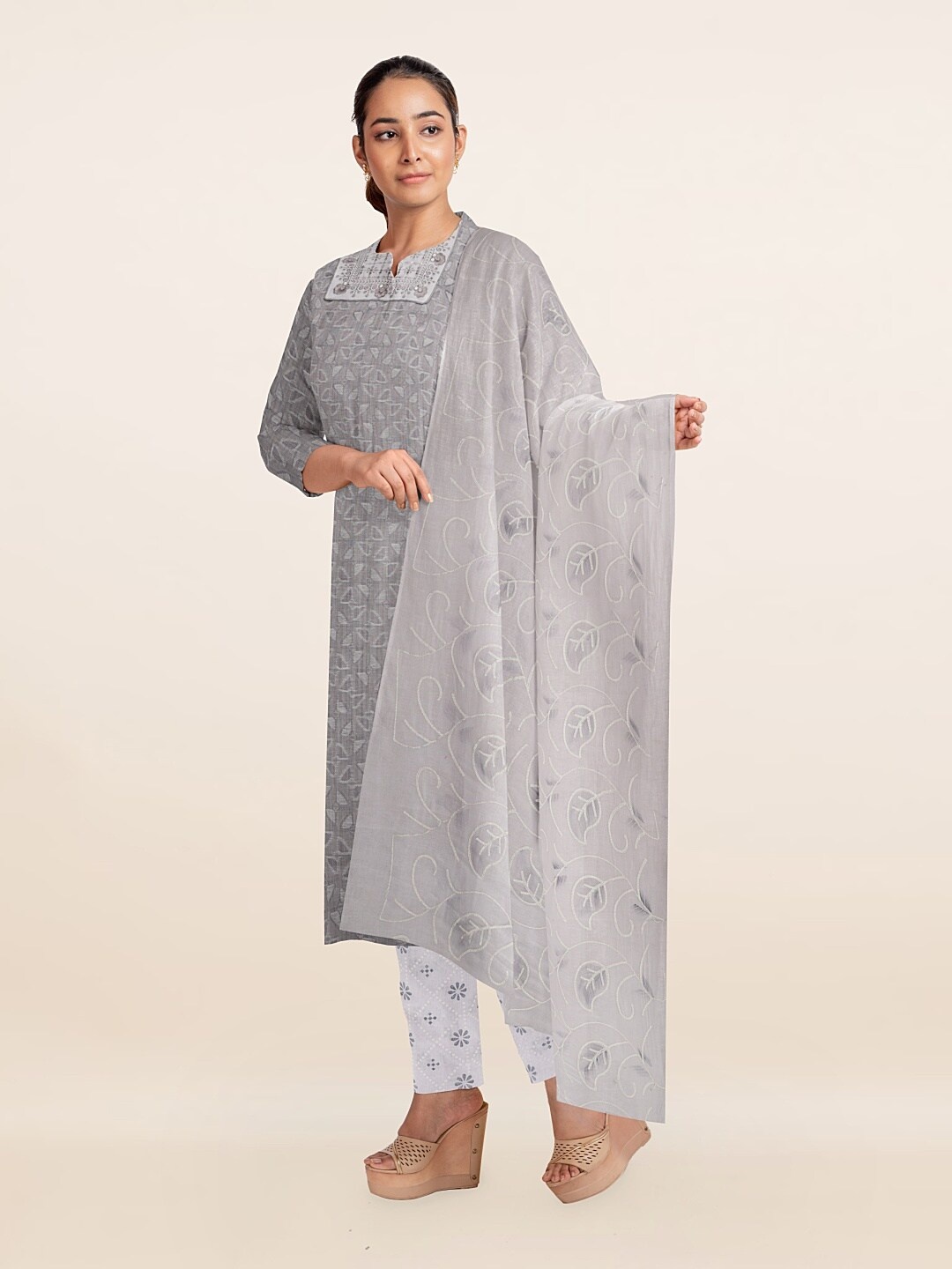 

Pothys Grey Printed Unstitched Dress Material