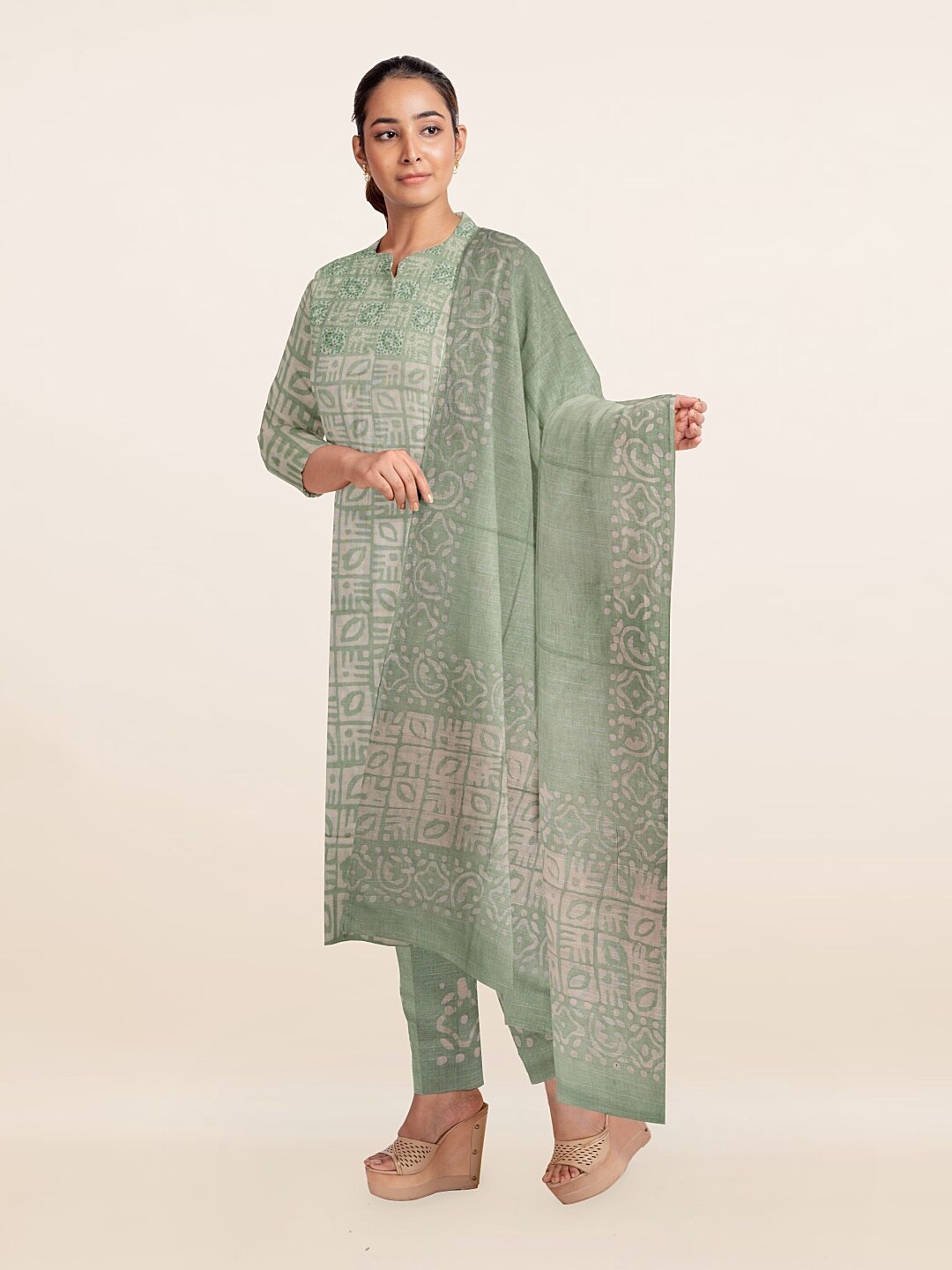 

Pothys Green & White Dyed Unstitched Dress Material