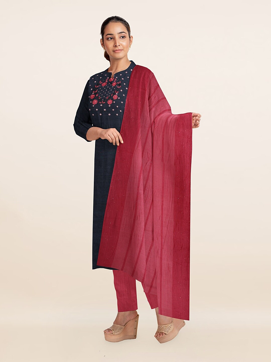 

Pothys Grey & Pink Embroidered Unstitched Dress Material