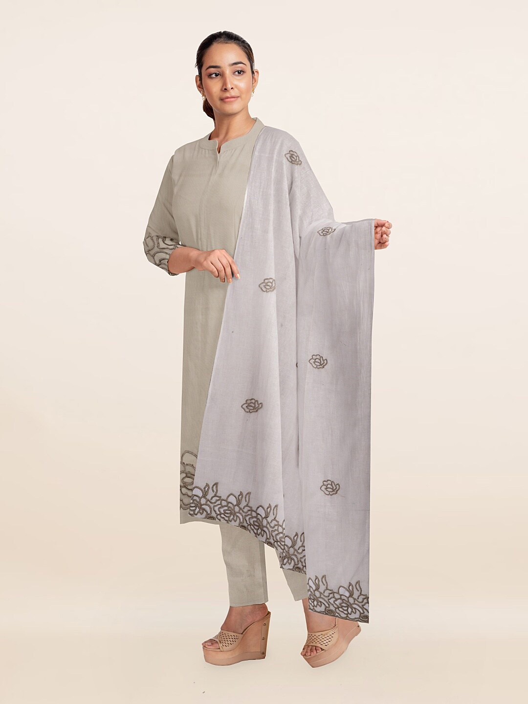 

Pothys Grey Organza Unstitched Dress Material