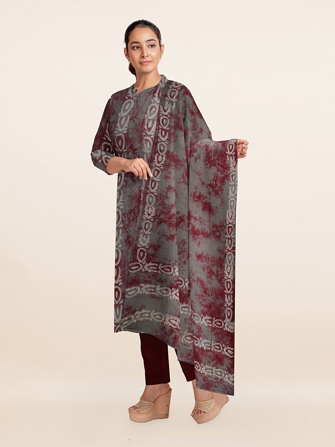

Pothys Grey & White Printed Unstitched Dress Material