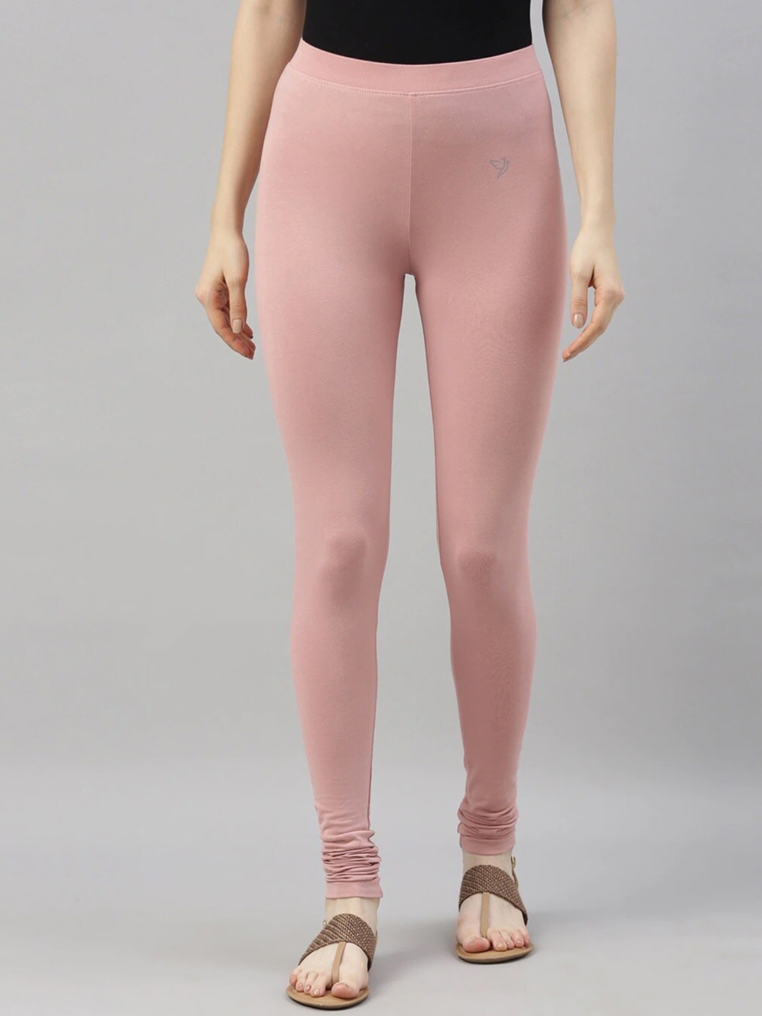 

TWIN BIRDS Women Pink Solid Churidar-Length Leggings