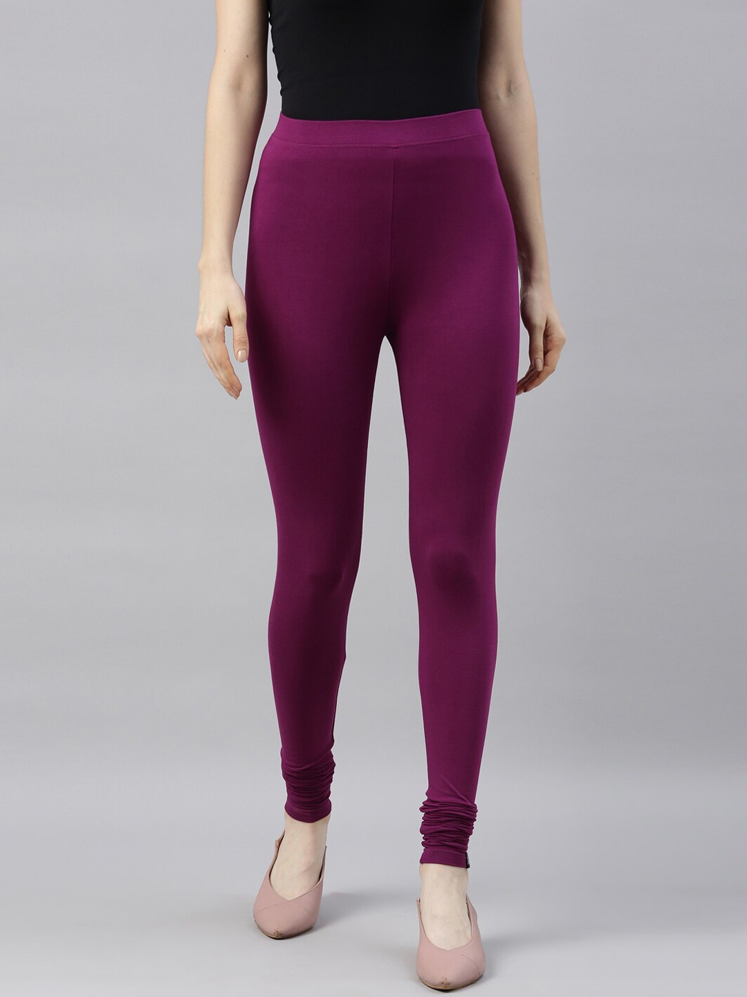 

TWIN BIRDS Women Purple Solid Churidhar-Length Leggings