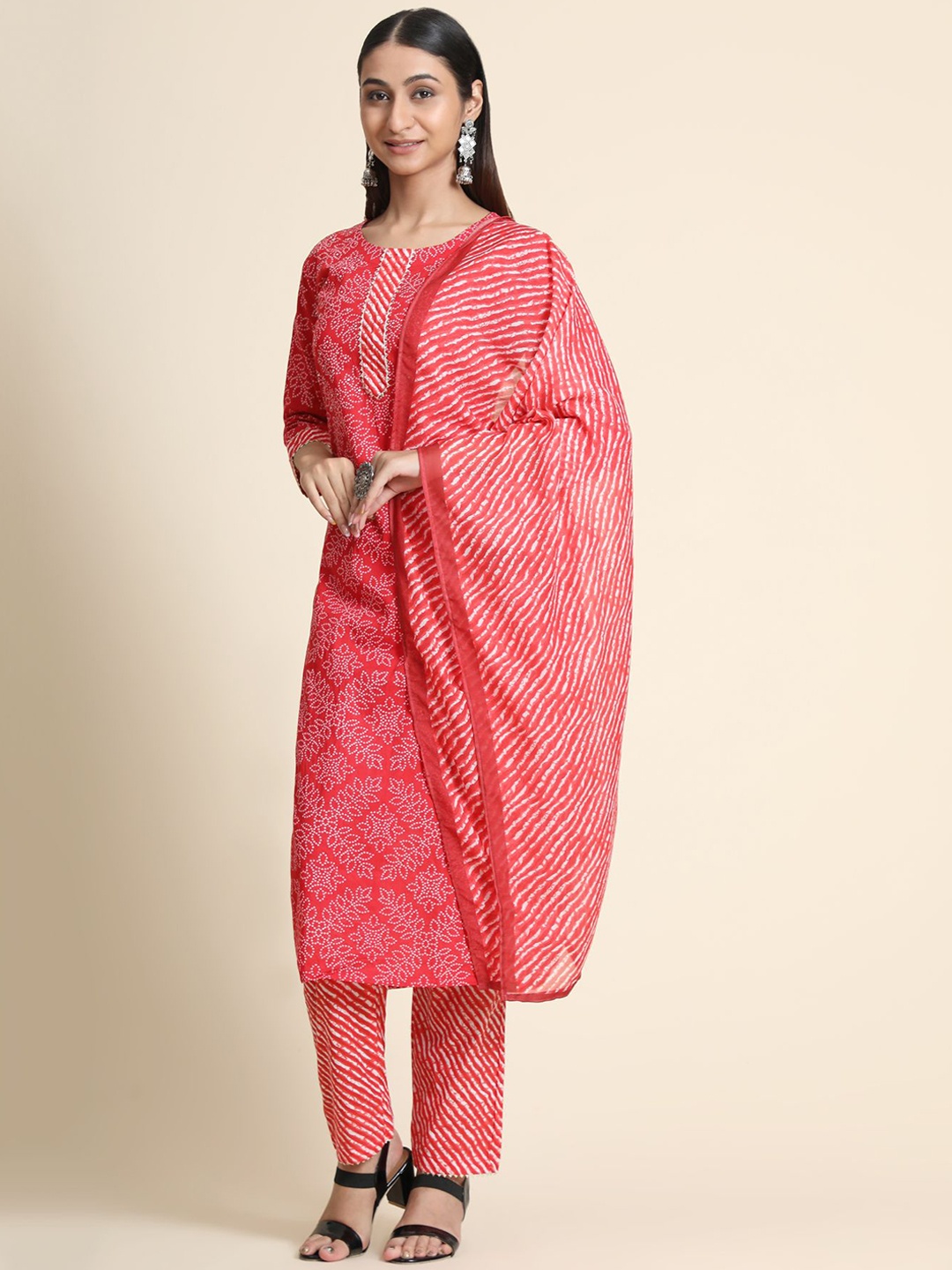

KALINI Women Red Bandhani Printed Pure Cotton Kurta with Trousers & With Dupatta