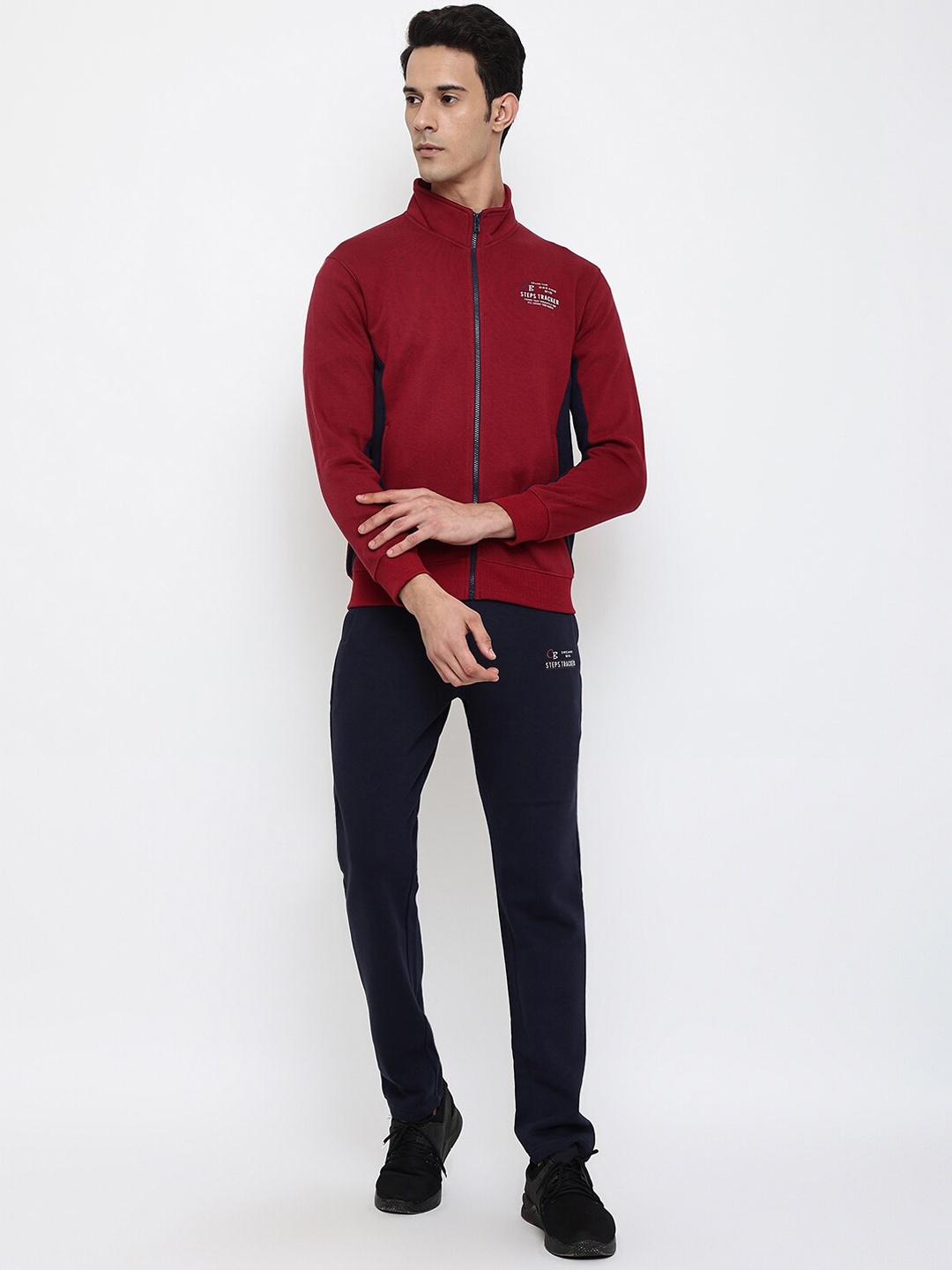 

Cantabil Men Maroon & Black Solid Tracksuit