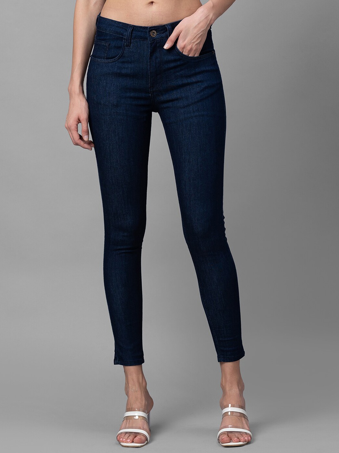 

Globus Women Navy Blue Skinny Fit Light Fade Stretchable Cotton Jeans