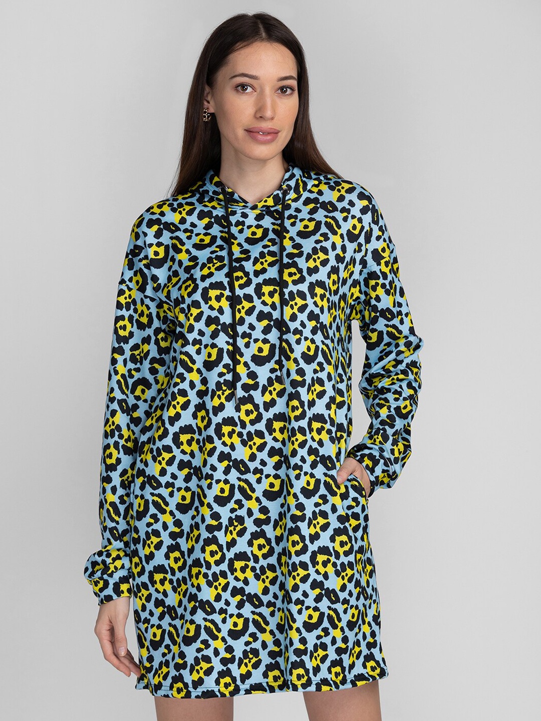 

Globus Blue & Black Animal T-shirt Dress
