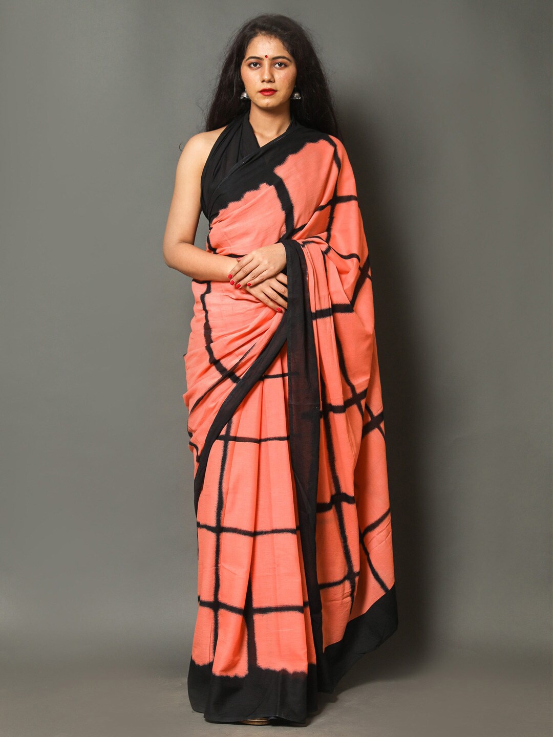 

BUTA BUTI Peach & Black Checked Pure Cotton Saree