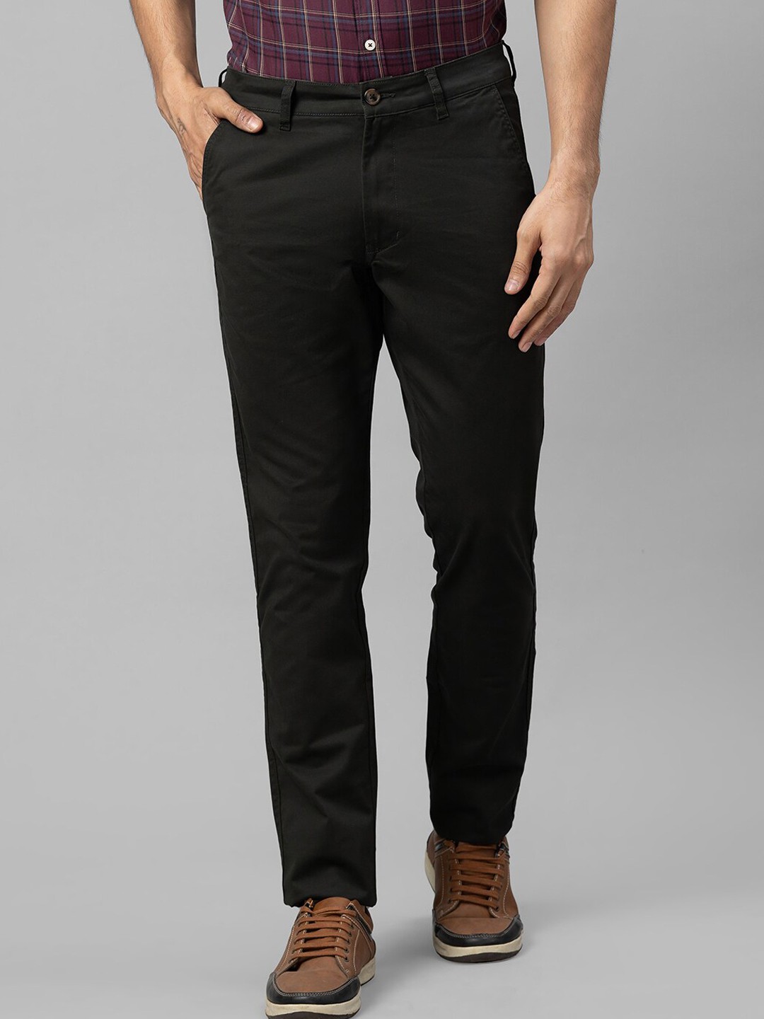 

Globus Men Olive Green Slim Fit Chinos Trousers