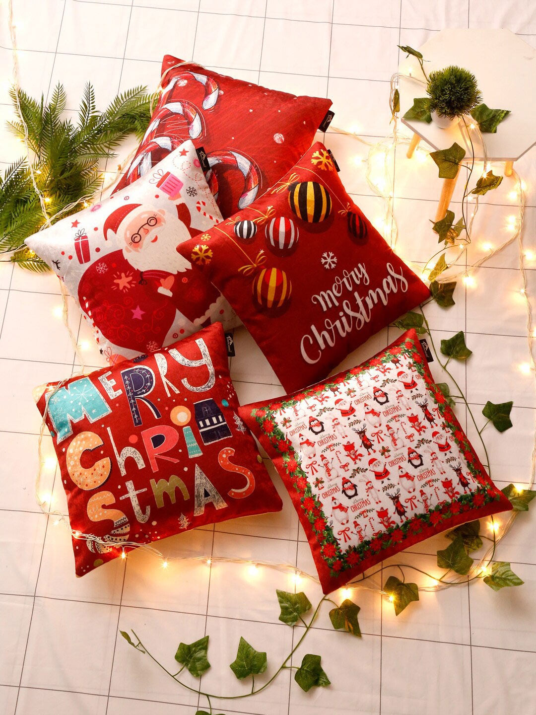 

HOSTA HOMES Pack Of 5 Red & White Self Design Velvet Square Cushion Covers