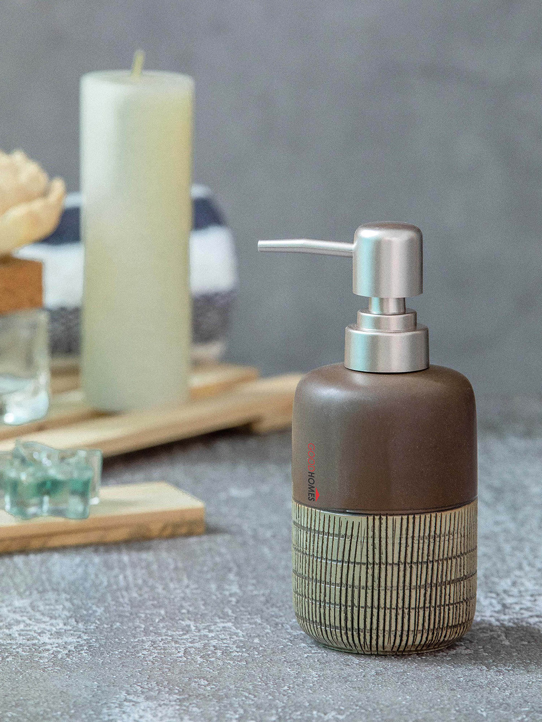 

GOODHOMES Brown Textured Ceramic Soap Dispenser