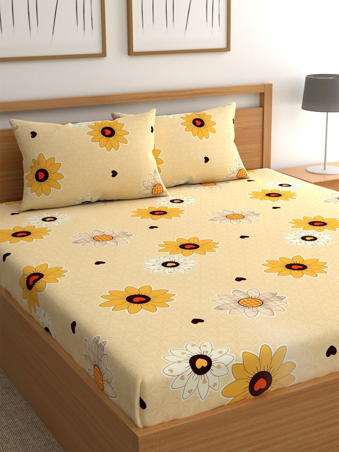 

CHHAVI INDIA Yellow & White Floral Printed 210 TC Queen Bedsheet with 2 Pillow Covers