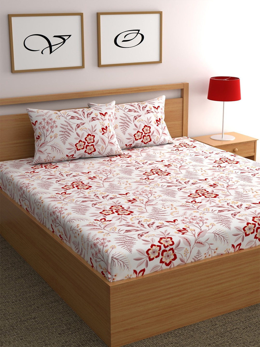 

CHHAVI INDIA Off White & Red Floral Printed 210 TC Queen Bedsheet with 2 Pillow Covers