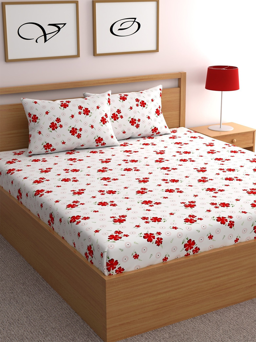 

CHHAVI INDIA White & Red Floral Printed 210 TC Queen Bedsheet with 2 Pillow Covers