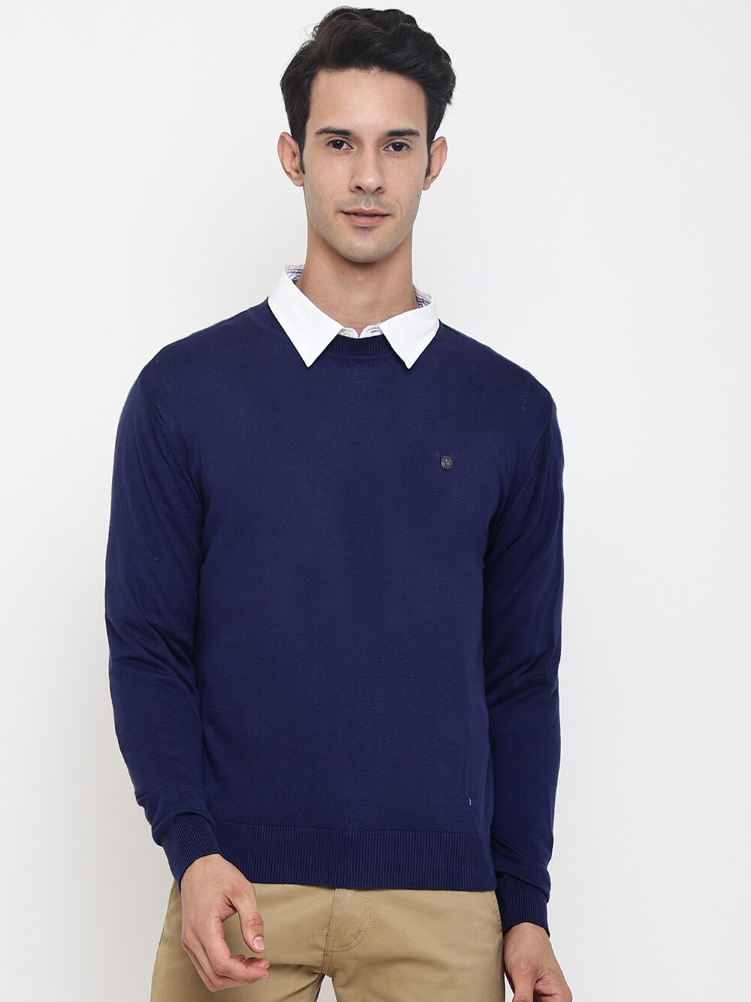 

Cantabil Men Navy Blue Solid Wool Round Neck Pullover