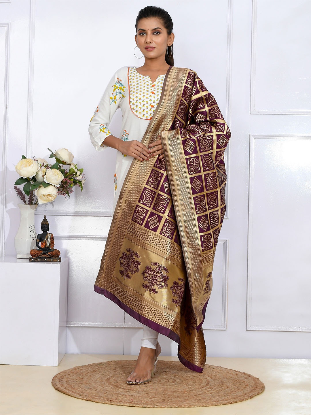 

Kesarya Purple & Gold-Toned Woven Design Banarasi Pure Silk Dupatta