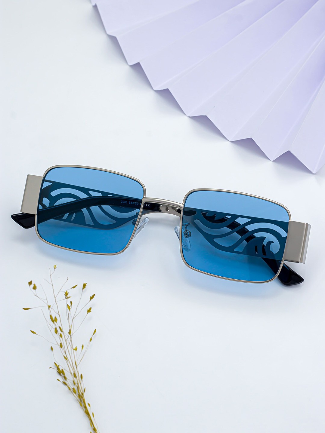 

Bellofox Women Blue Lens & White Square Sunglasses Bellofox Cassandra Sunnies