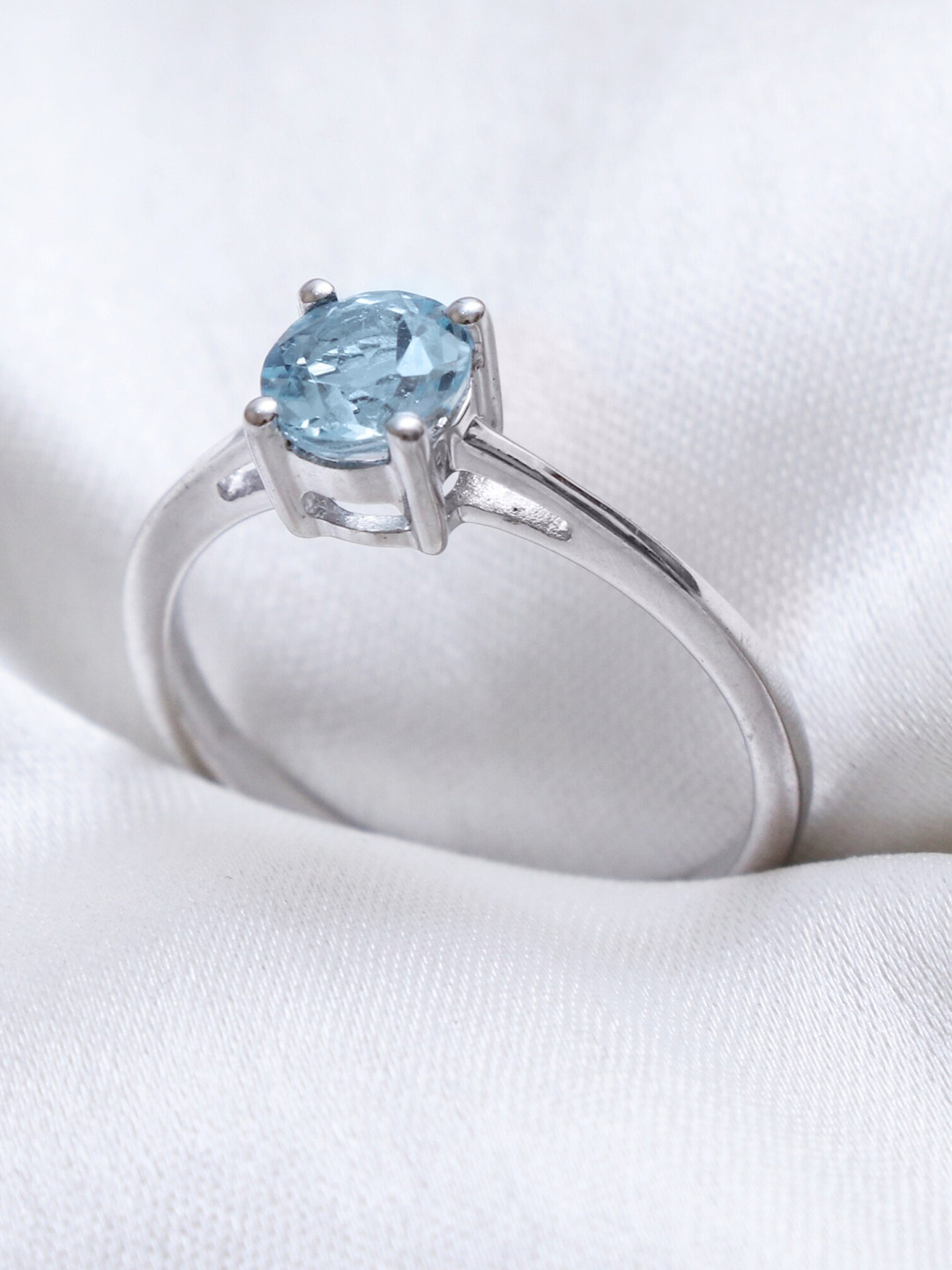 

HIFLYER JEWELS 925 Sterling Silver Silver-Toned Blue Stone-Studded Finger Ring