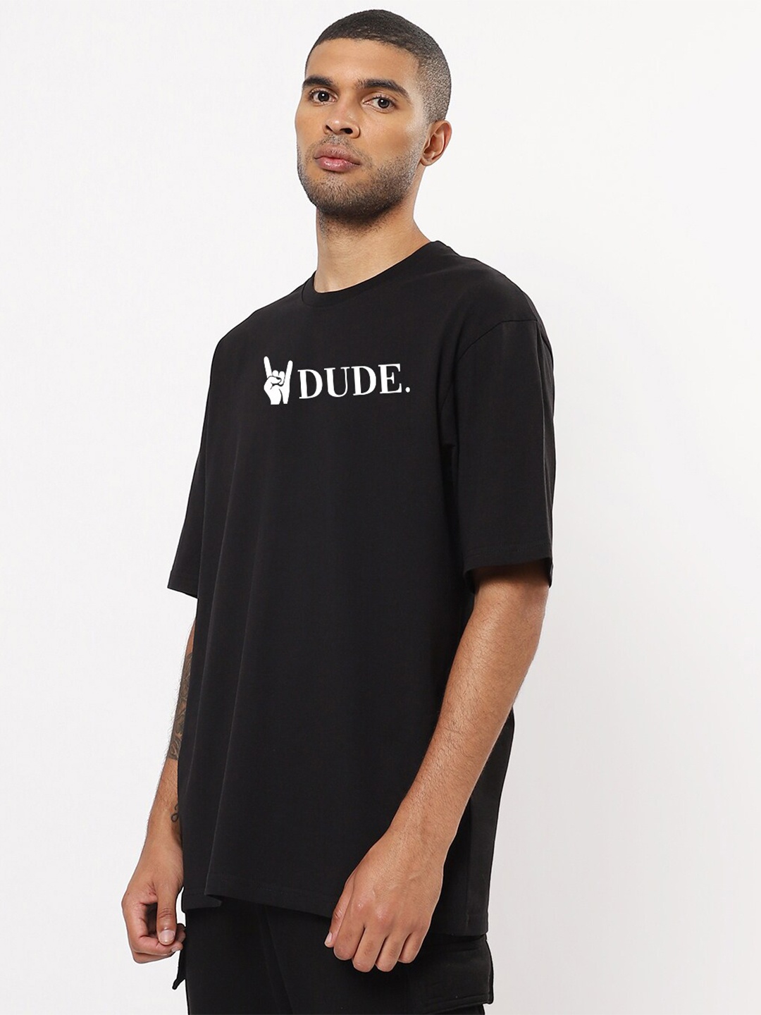 

Mad Over Print Men Black Typography Printed Drop-Shoulder Sleeves Oversized Cotton T-shirt