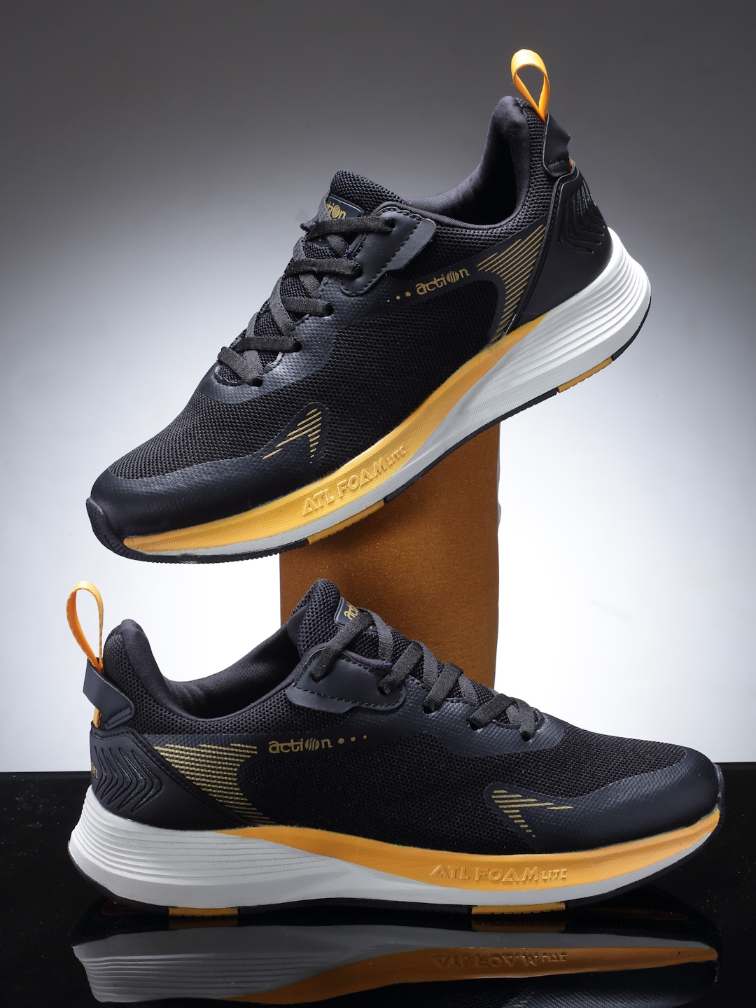 

Action Men Black Mesh Running Non-Marking Shoes