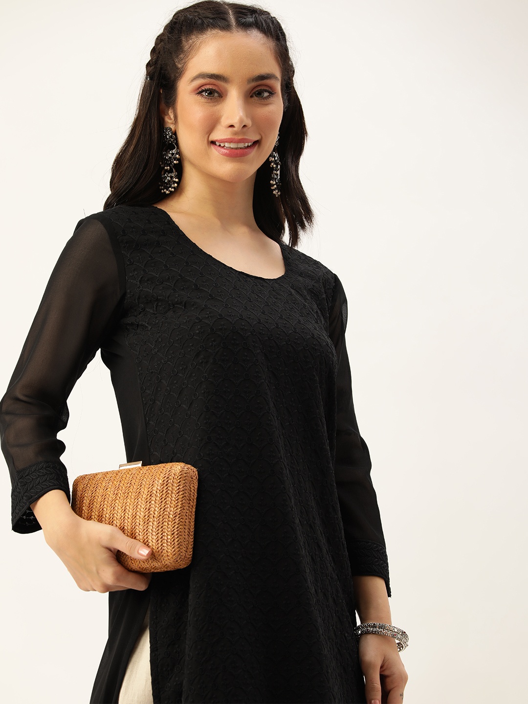 

SWAGG INDIA Women Ethnic Motifs Chikankari Georgette Kurta, Black