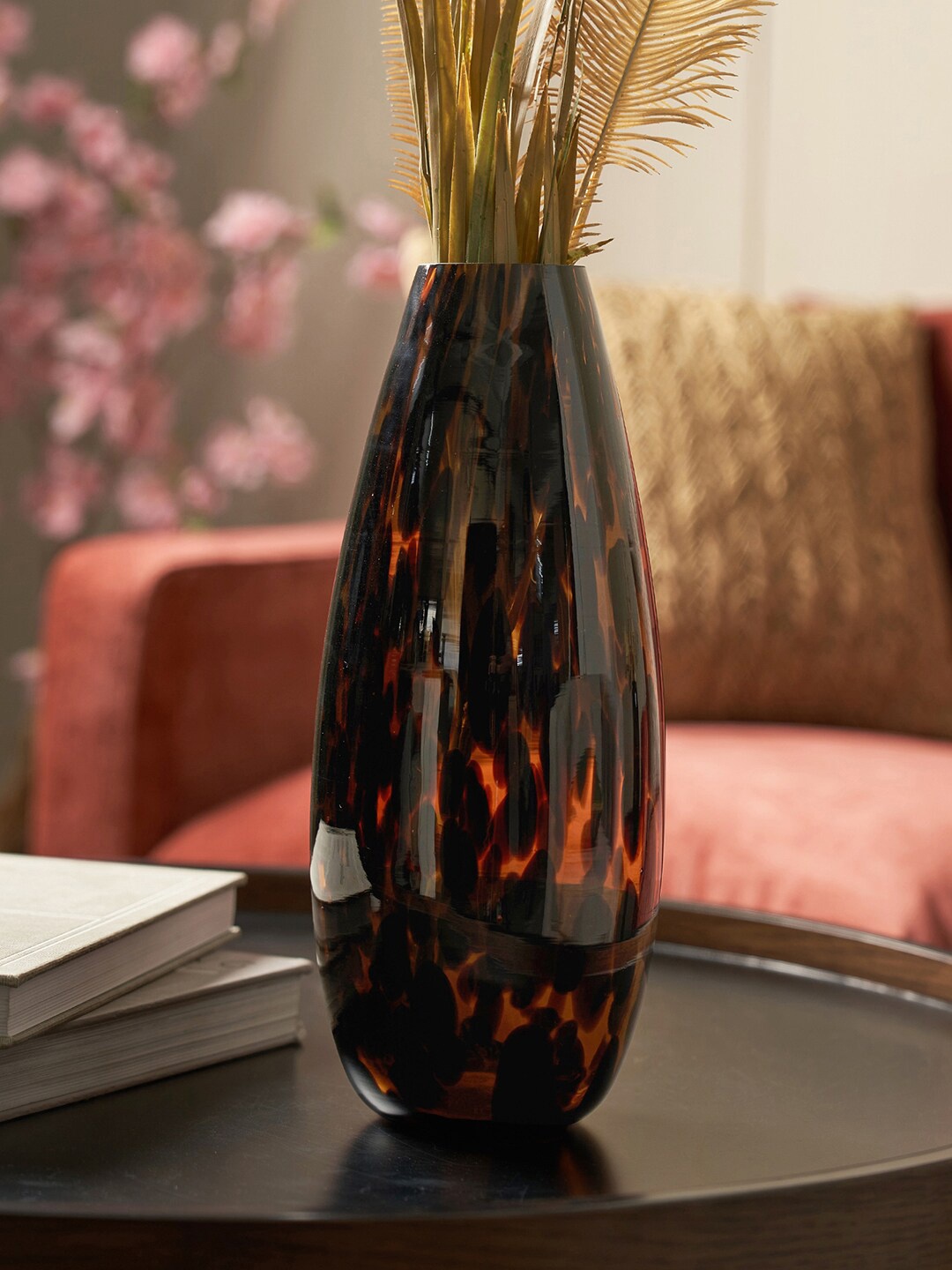 

Pure Home and Living Brown Leopard Printed Tapered Cylindrical Glass Vase