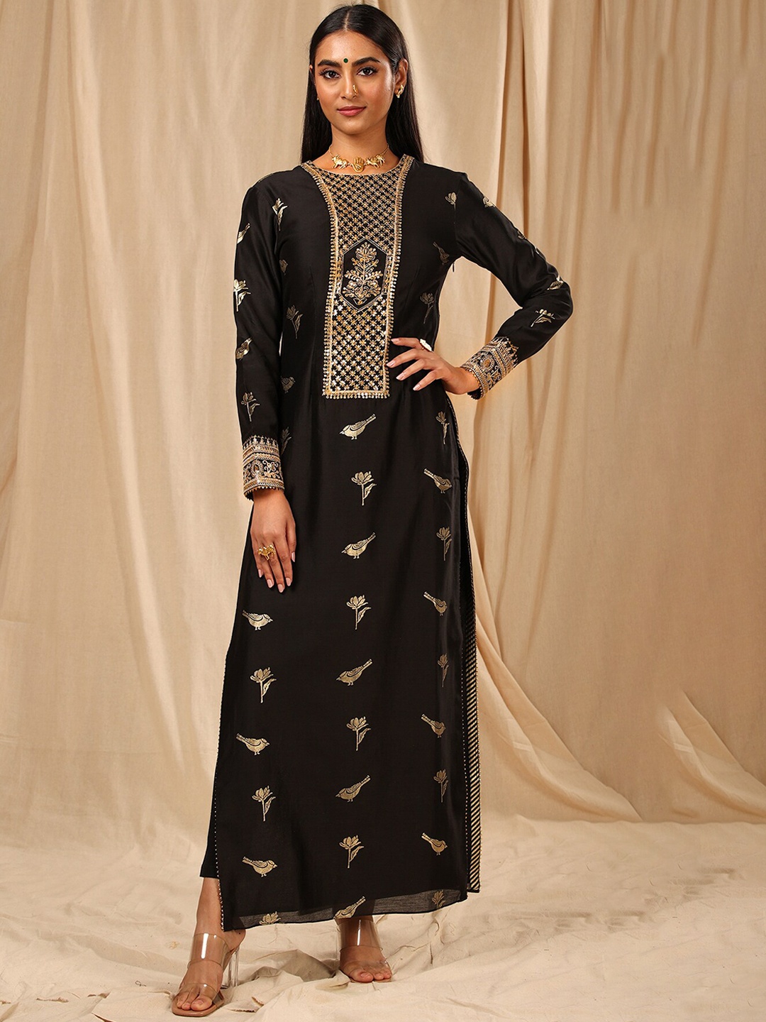 

Masaba Women Black Ethnic Motifs Thread Work Anarkali Kurta