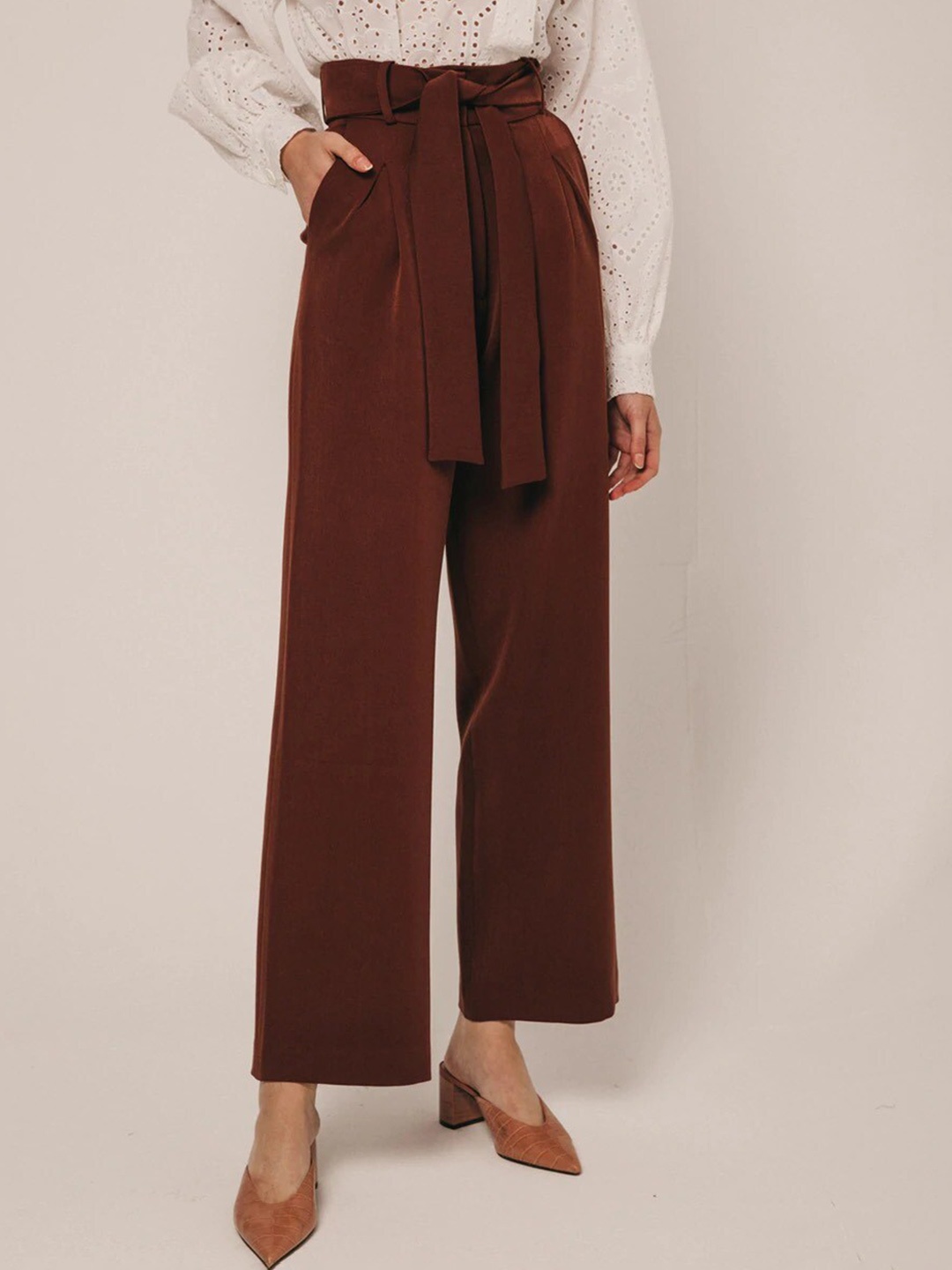 

KHUSHBOO AND PANKAJ Women Brown Straight Fit High-Rise Pleated Trousers