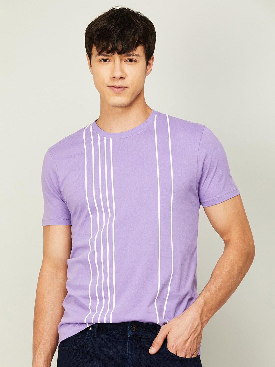 

Bossini Men Purple & White Striped Slim Fit Cotton T-shirt