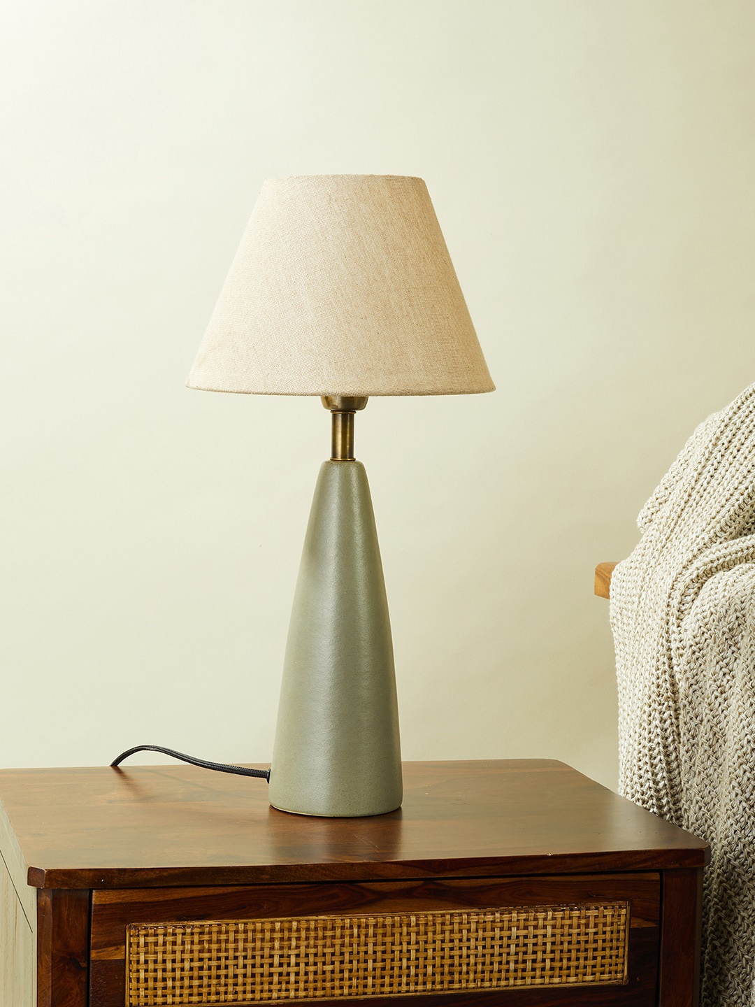 

Fabindia Green & Off White Solid Table lamp