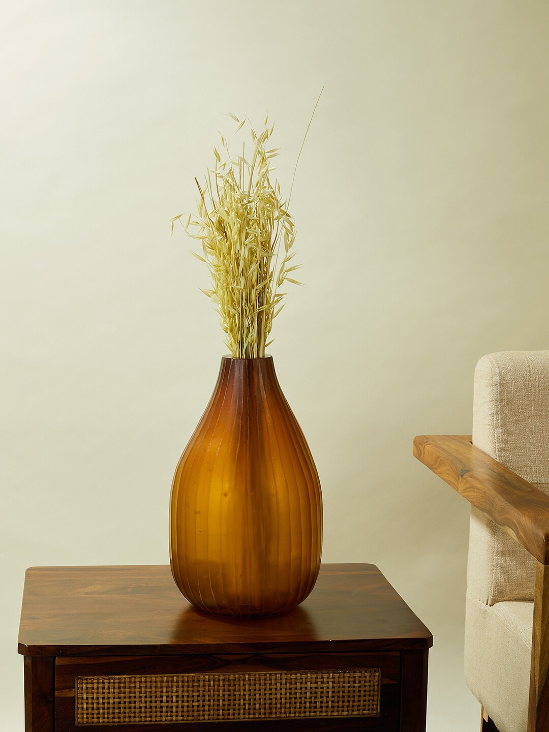 

Fabindia Orange Coloured Striped Sheesha Etched Vases