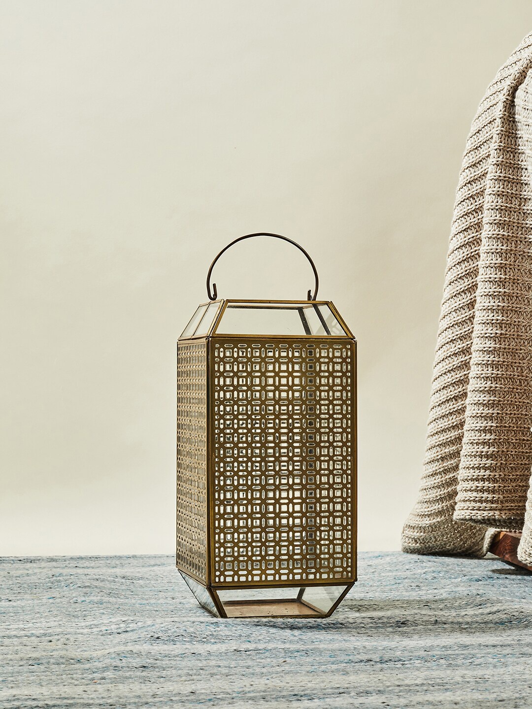 

Fabindia Gold Textured Metal Table Lamps