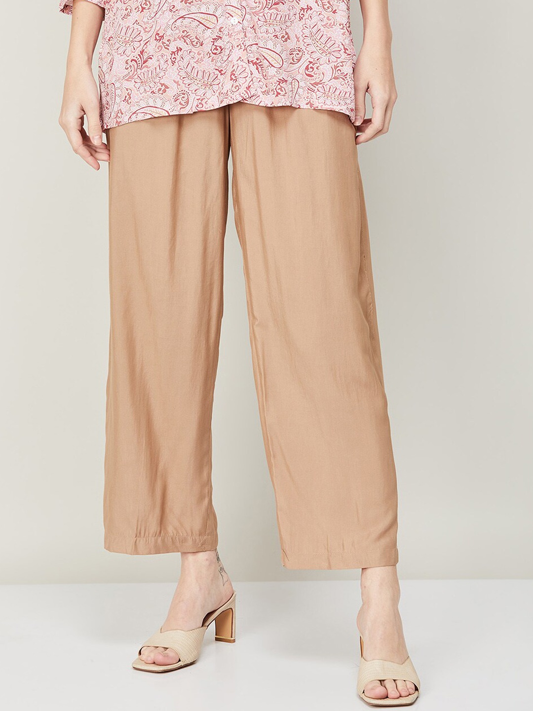 

Melange by Lifestyle Women Brown Solid Regular Fit Trouser