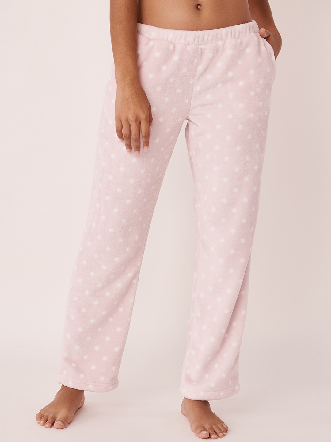 

La Vie en Rose Women Light Purple & White Polka Dots Printed Lounge Pant