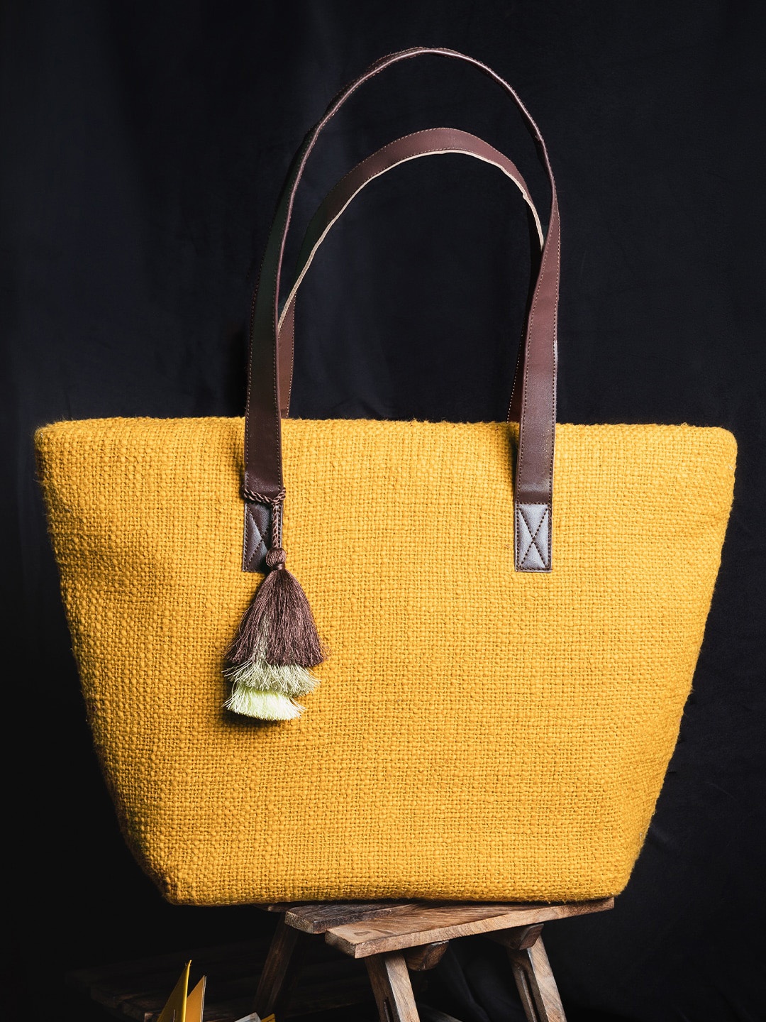 

DEEBACO Mustard Structured Tote Bag with Tasselled