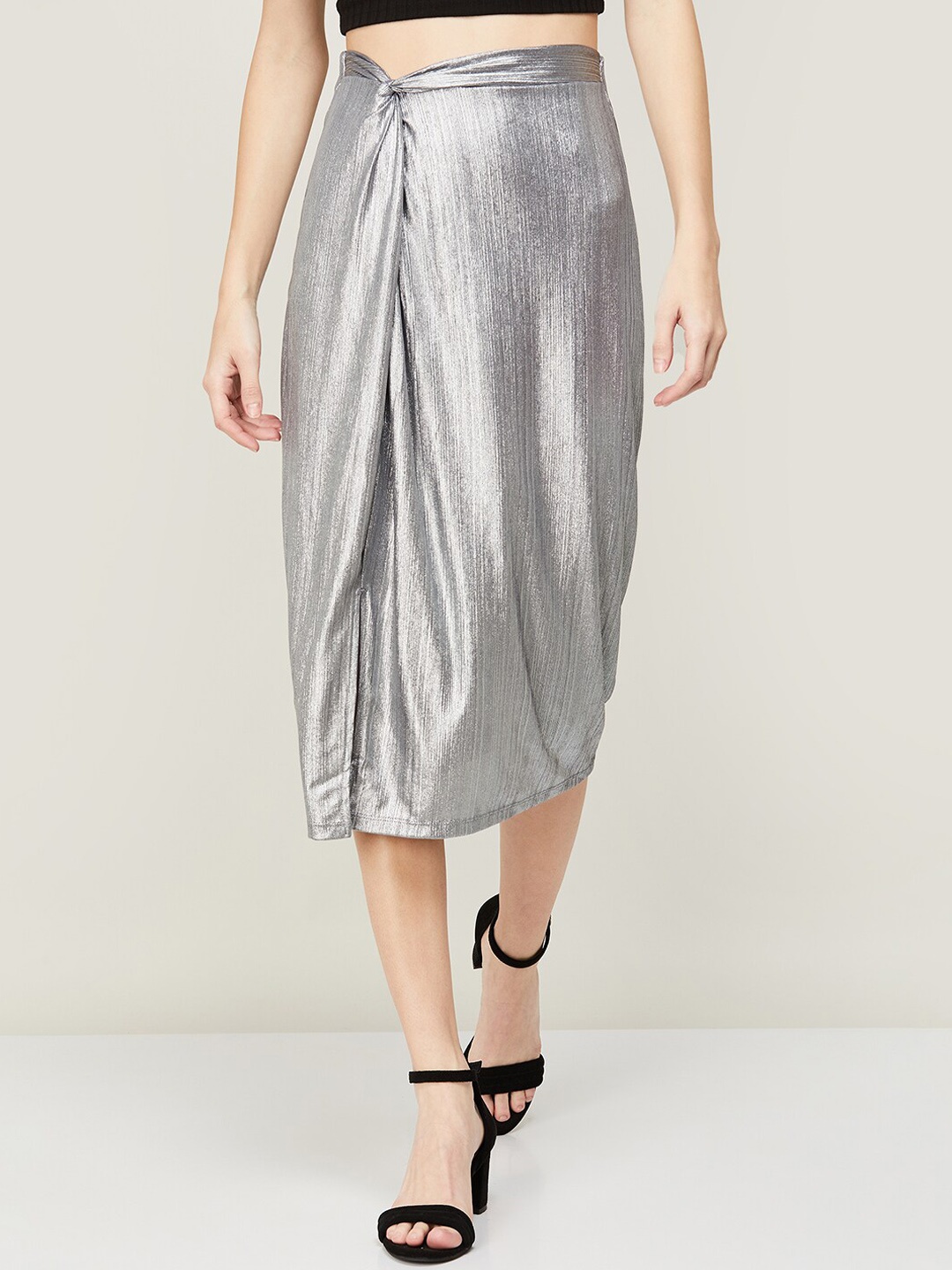 

Ginger by Lifestyle Women Silver-Toned Embellished Knee-Length Pencil Skirt