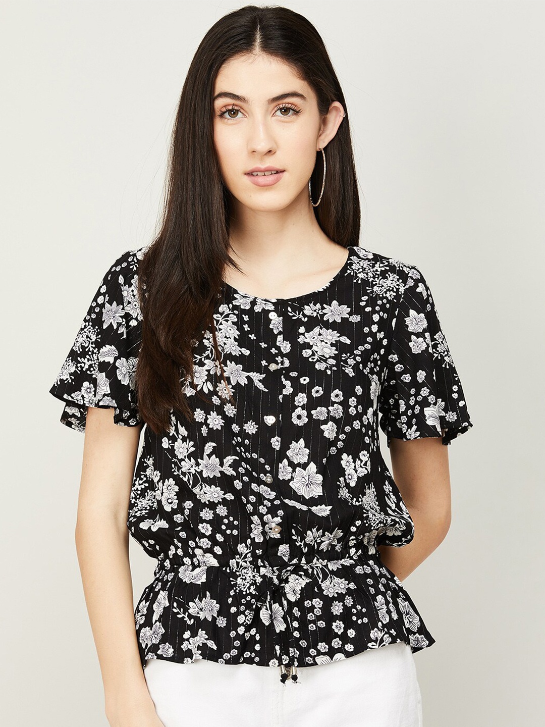 

Fame Forever by Lifestyle Black & White Floral Print Cinched Waist Top